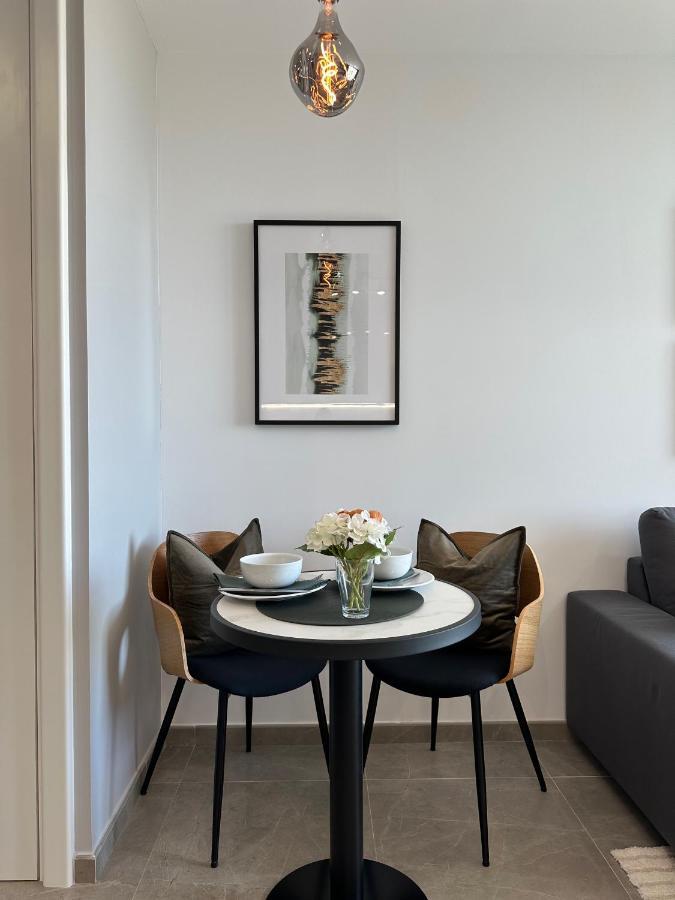 E1 Presidential Studios On High Floor With Stunning Sea Views Гибралтар Екстериор снимка