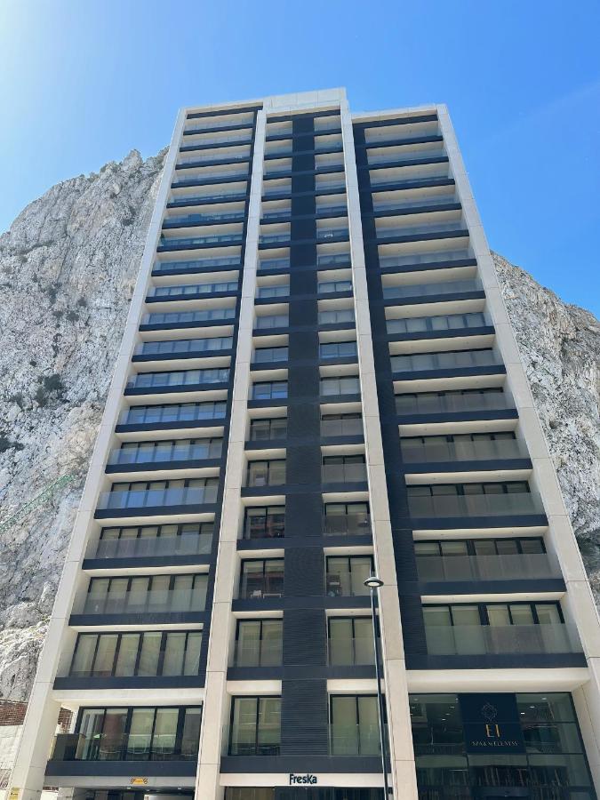 E1 Presidential Studios On High Floor With Stunning Sea Views Гибралтар Екстериор снимка
